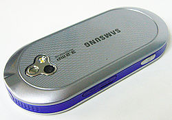 Samsung M7600