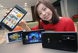 LG OPtimus 3D Cube SU 870 