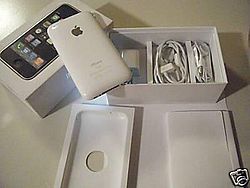 iPhone 3GS (32GB)