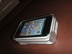 iPod Touch 4G (8GB)