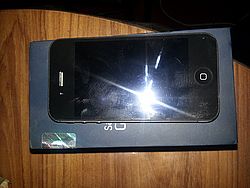 iPhone 4S (16GB)