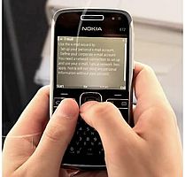 Nokia E72