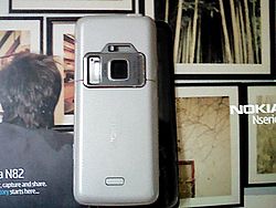 Nokia N82