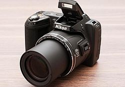 Nikon L810