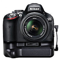 Nikon D5100 with 18-135mm Lens