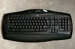Logitech Wirless Keyboard MX3200