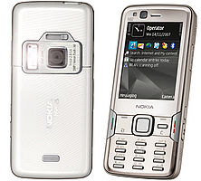 Nokia N82