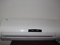 Pel Split AC