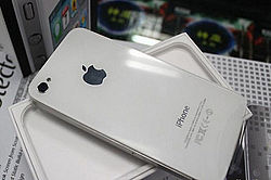 brand new Apple iphon4s