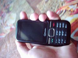 Q mobile E750