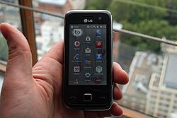 LG GM750
